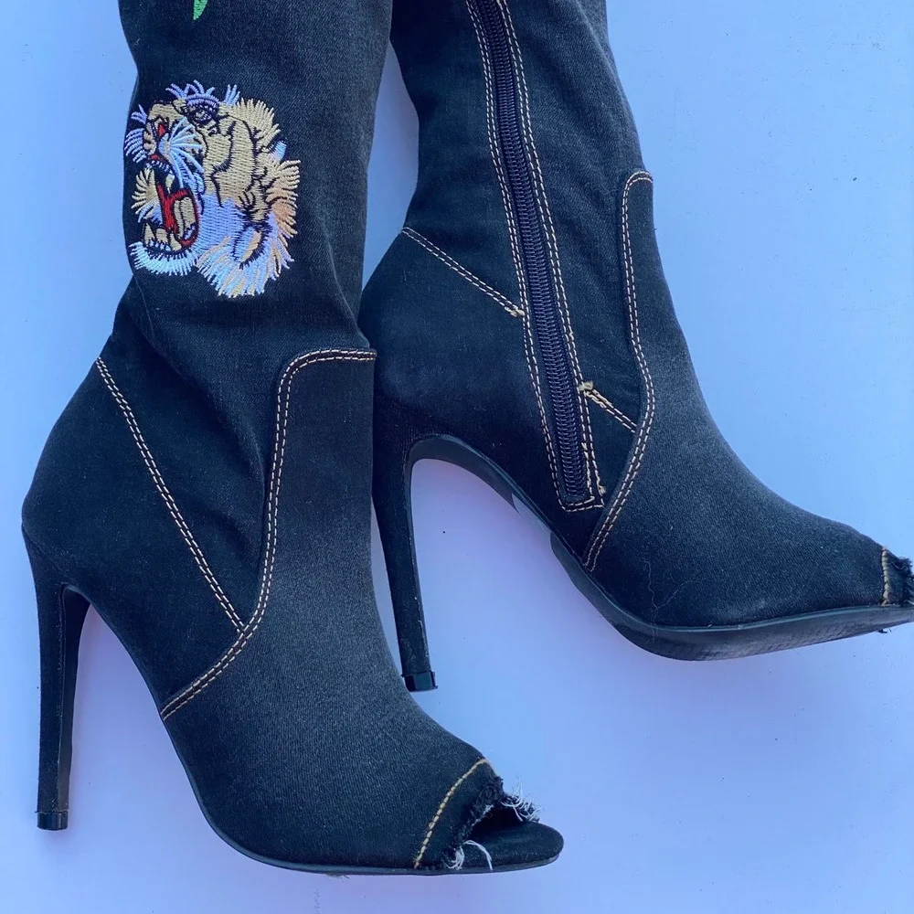 Edgy Indie Sleaze Black Denim Over The Knee Boots Tiger Floral Embroidered - 6M